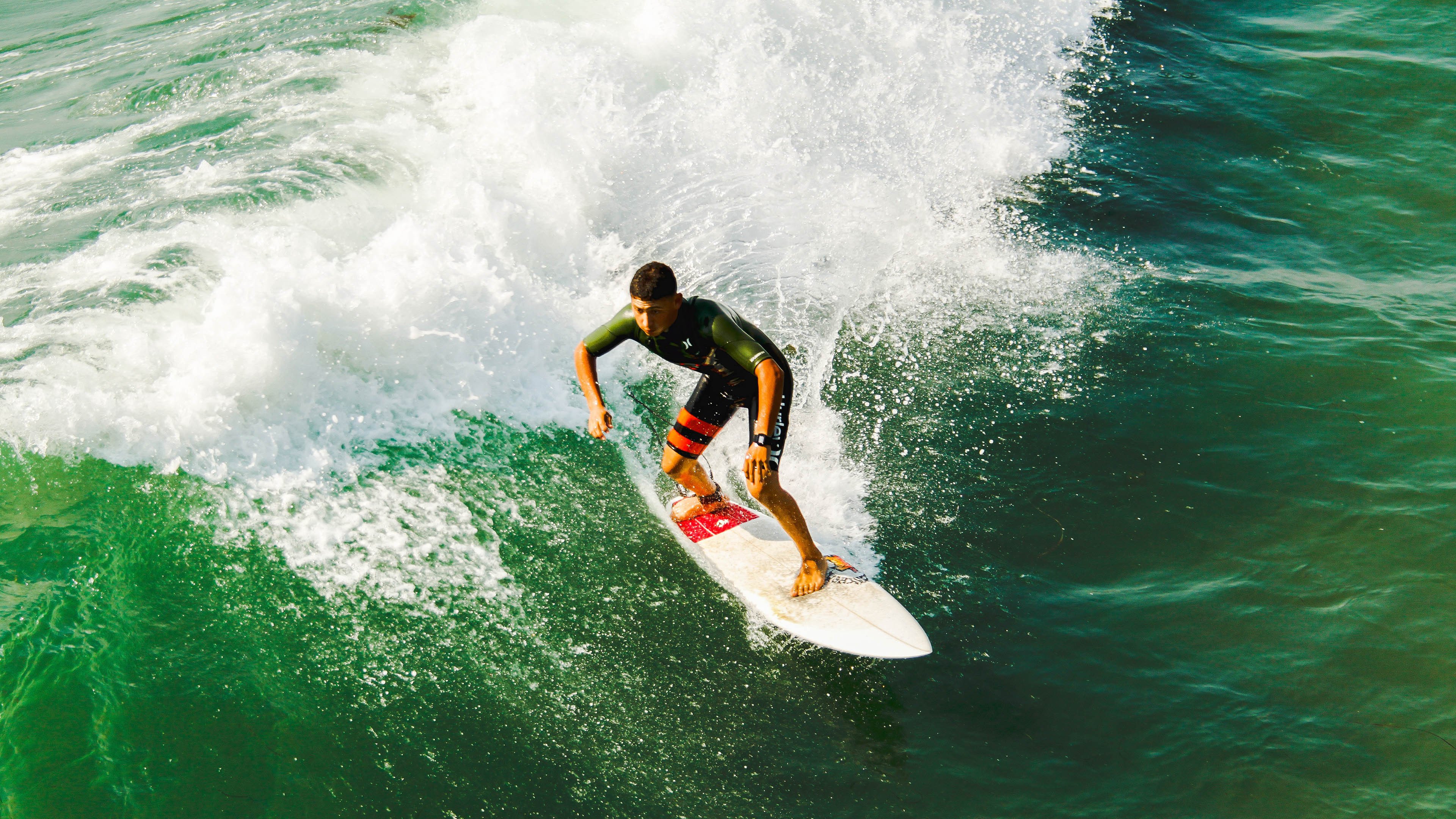 年度焦点之战之夜，克莱让比赛提前失去悬念