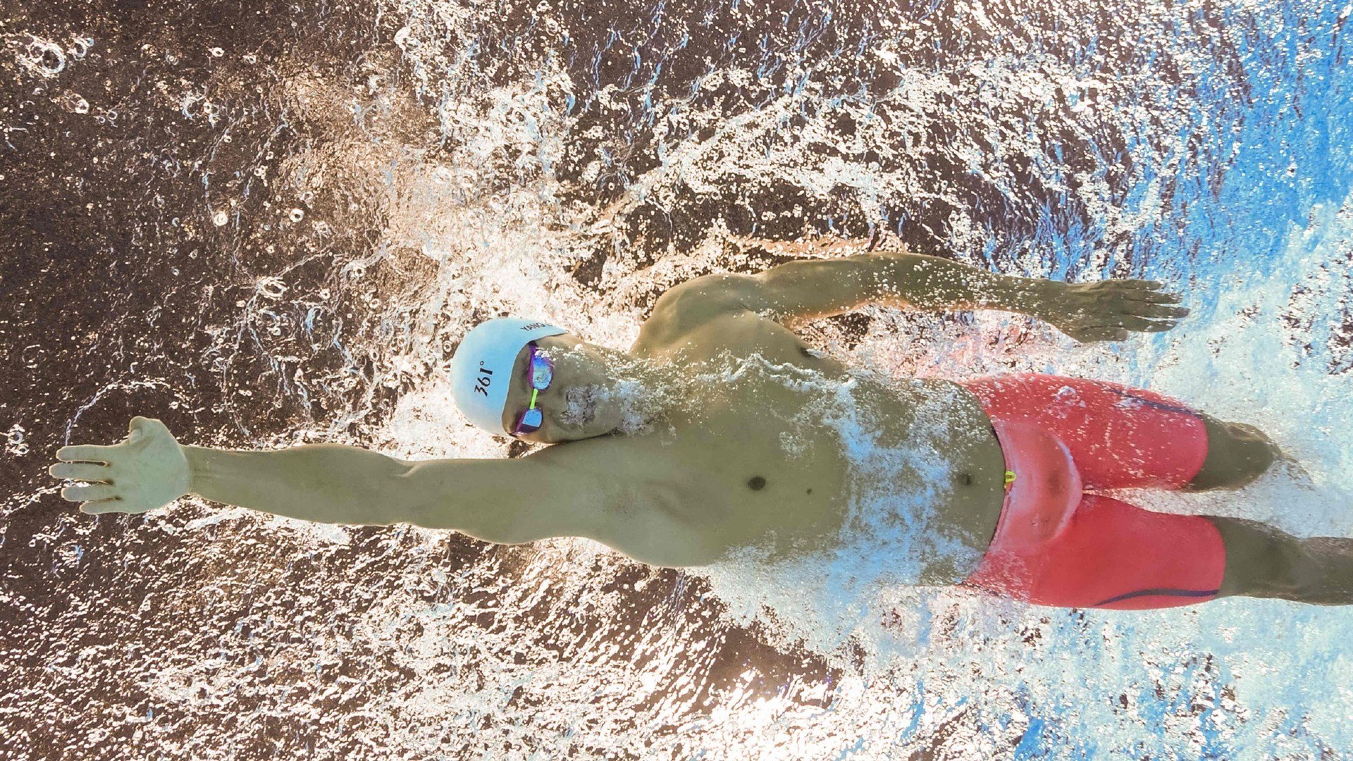 阿什拉夫爆发引领节奏革命，尼日利亚式掌控如何瓦解瑞典体系